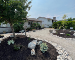 OK Valley Landscaping brown mulch in beds